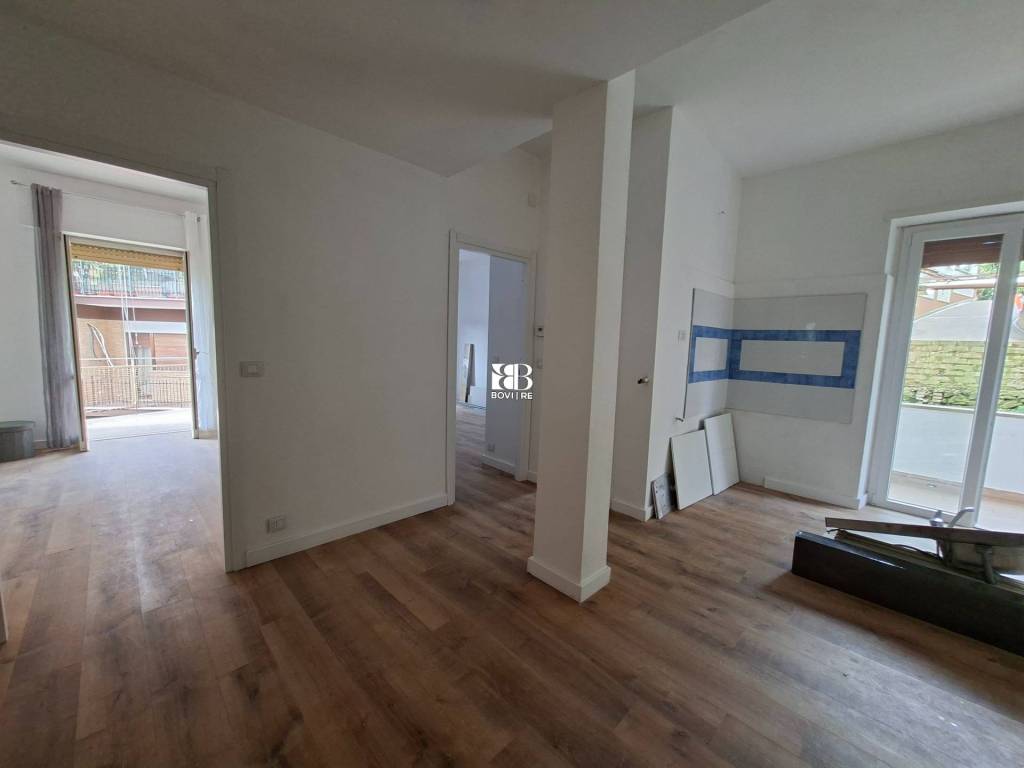 appartamento in vendita a Roma in zona Tor di Quinto