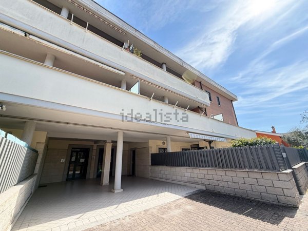 appartamento in vendita a Roma in zona Casal Morena