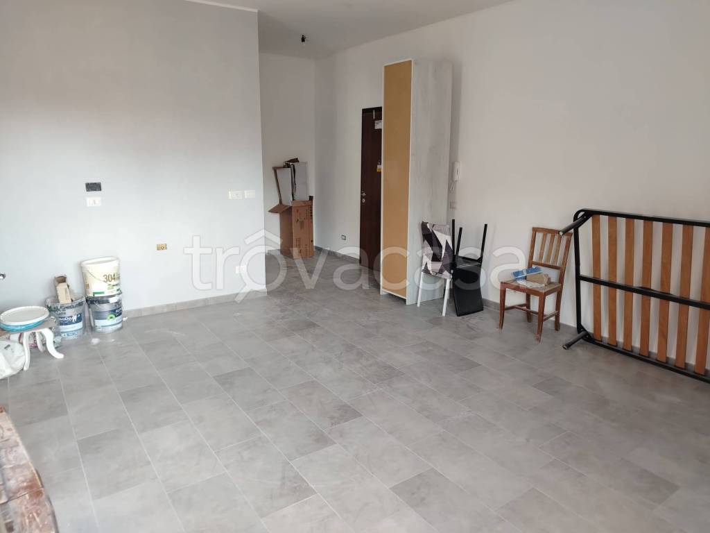 appartamento in vendita a Roma in zona Torre Angela