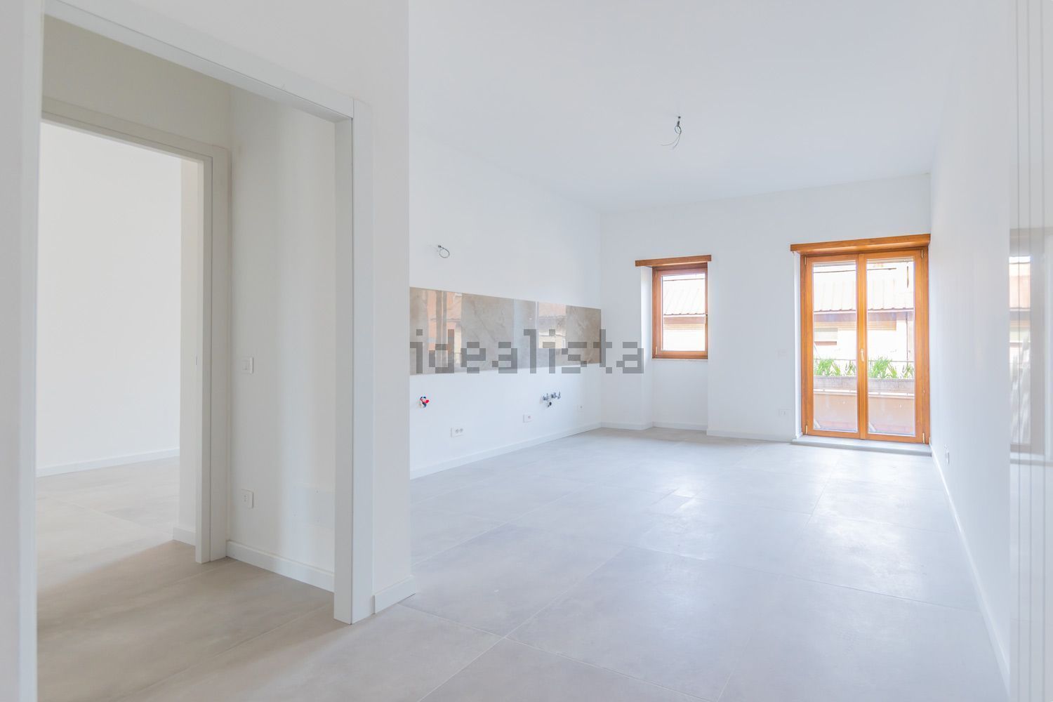 appartamento in vendita a Roma in zona Torre Angela