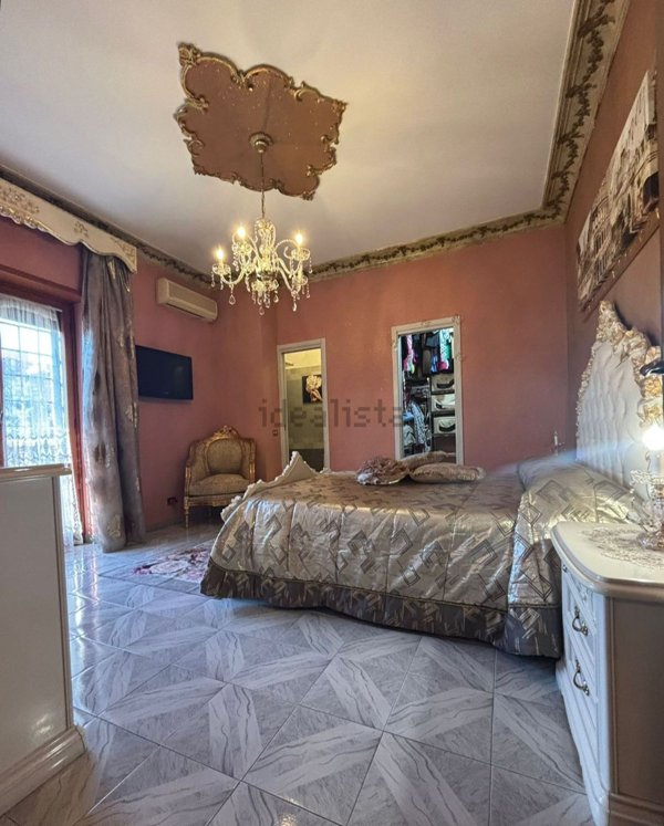 appartamento in vendita a Roma in zona Tor Bella Monaca