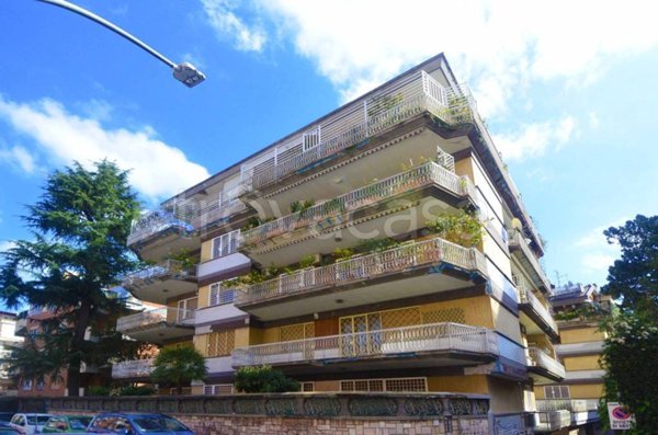 appartamento in vendita a Roma in zona Monte Sacro/Talenti