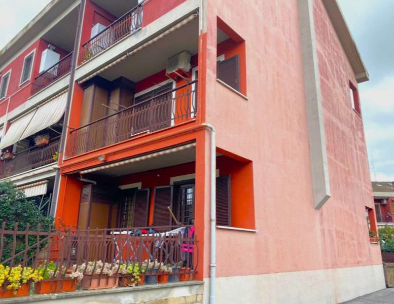 casa indipendente in vendita a Roma in zona Acilia