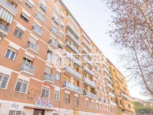 appartamento in vendita a Roma in zona Ostiense