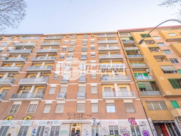 appartamento in vendita a Roma in zona Ostiense