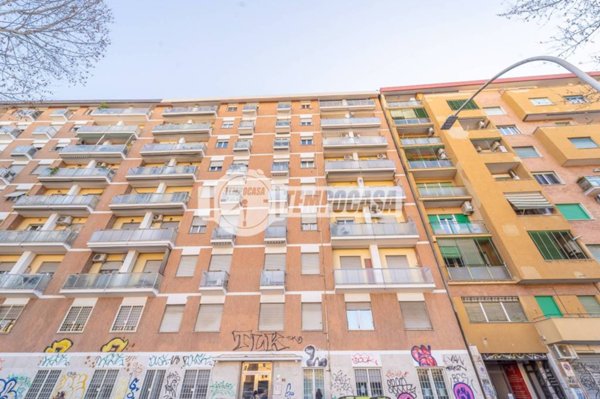 appartamento in vendita a Roma in zona Ostiense