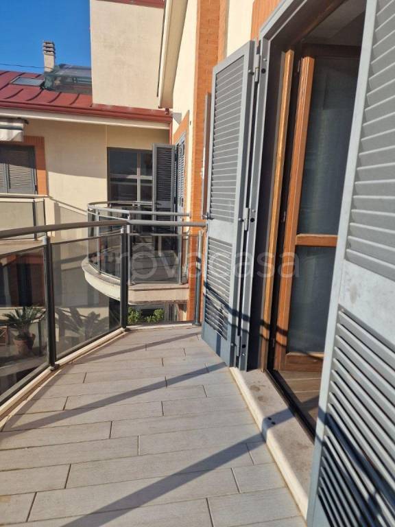 appartamento in vendita a Roma in zona Casal Palocco