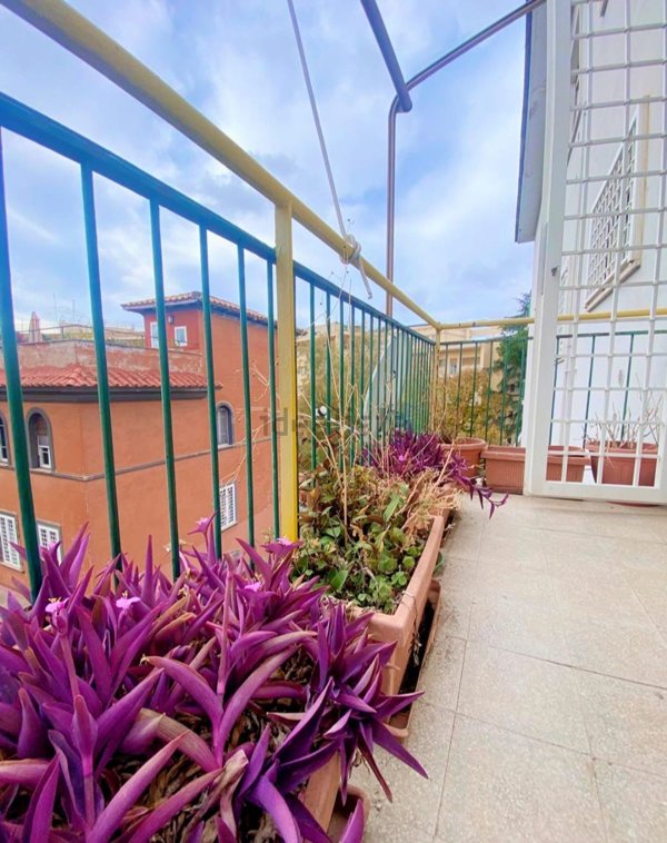 appartamento in vendita a Roma in zona Gianicolense