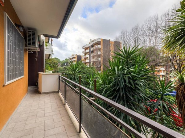 appartamento in vendita a Roma in zona Portuense