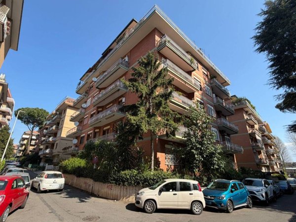 appartamento in vendita a Roma in zona Monte Sacro/Talenti