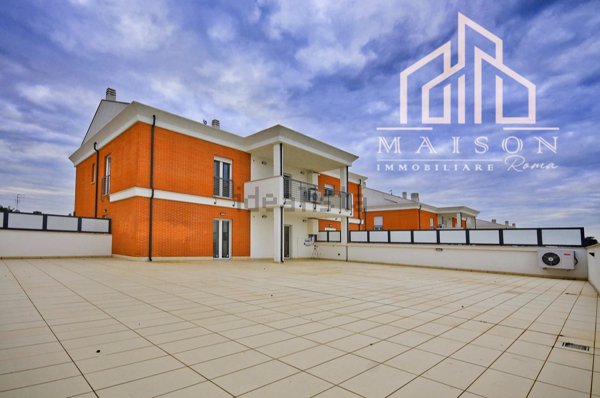 appartamento in vendita a Roma in zona Castelverde
