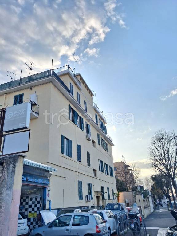 appartamento in vendita a Roma in zona Prenestino-Centocelle