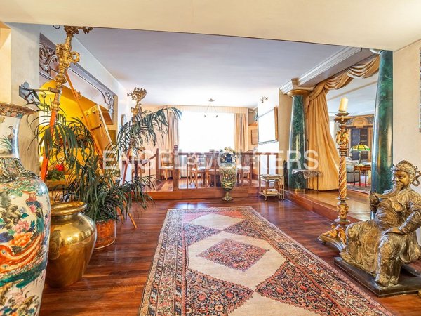 appartamento in vendita a Roma in zona San Saba - Ripa