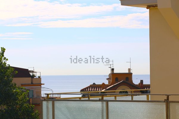 appartamento in vendita a Roma in zona Ostia