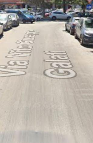 locale commerciale in vendita a Roma in zona Collatino