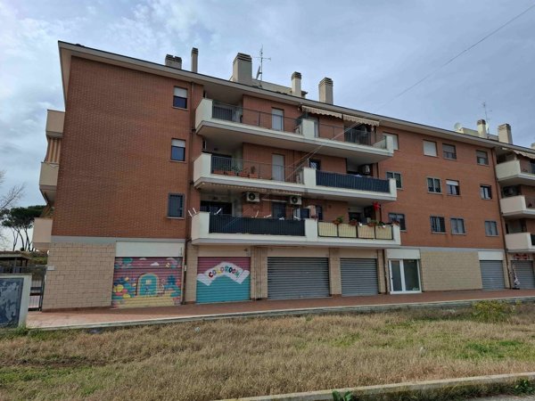 appartamento in vendita a Roma in zona Ponte di Nona