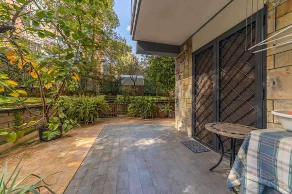 appartamento in vendita a Roma in zona EUR