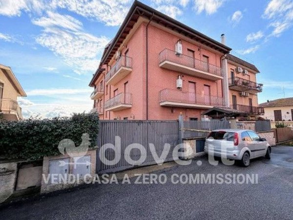 appartamento in vendita a Roma in zona Prima Porta