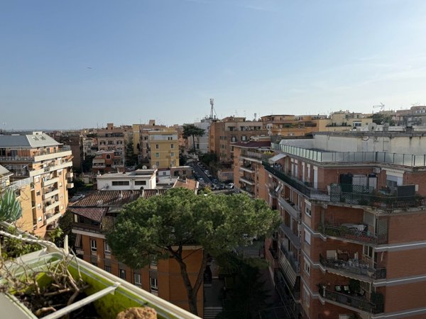 appartamento in vendita a Roma in zona Gianicolense