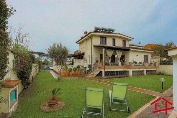 appartamento in vendita a Roma in zona Infernetto