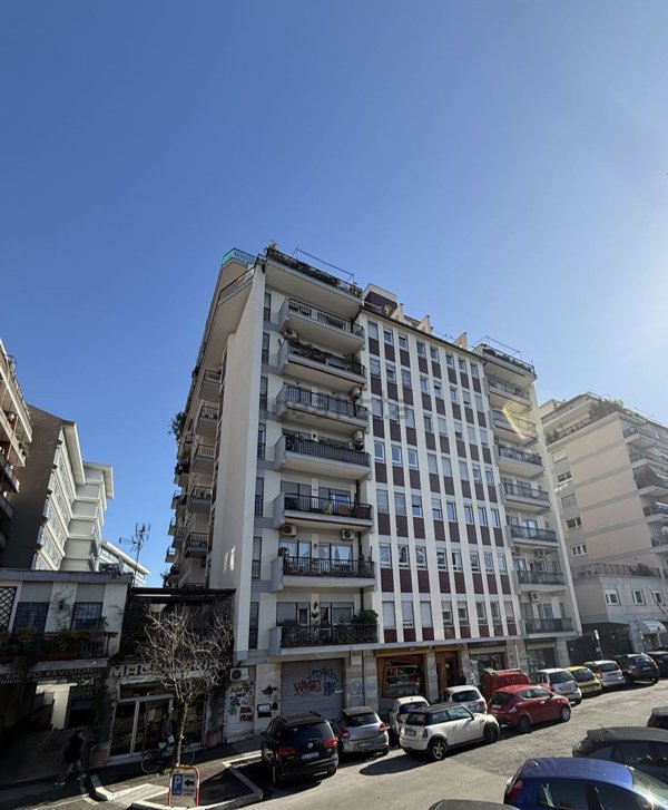 appartamento in vendita a Roma in zona Ostiense