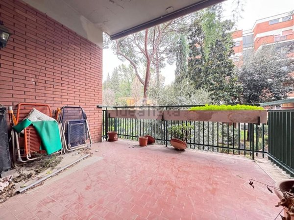 appartamento in vendita a Roma in zona Ardeatino