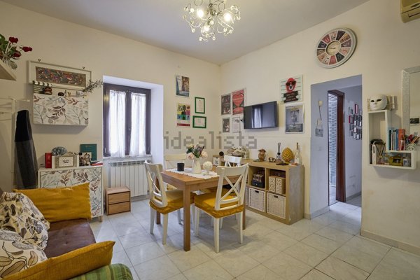 appartamento in vendita a Roma in zona Tomba di Nerone