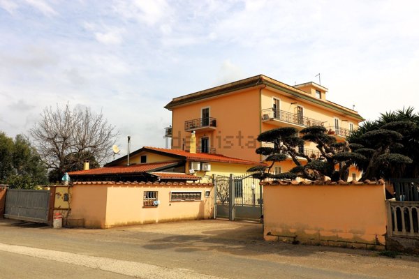 appartamento in vendita a Roma in zona Castel di Leva