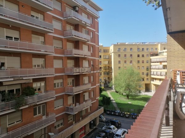 appartamento in vendita a Roma in zona Gianicolense