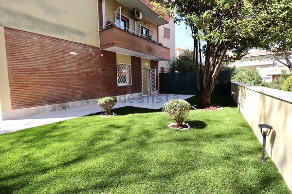 appartamento in vendita a Roma in zona Aurelio