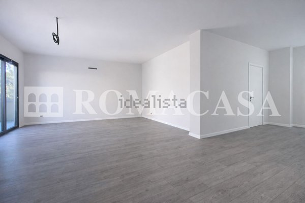 appartamento in vendita a Roma in zona Torre Gaia