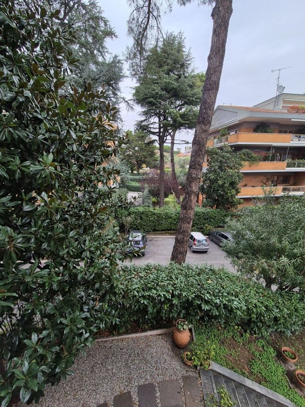 appartamento in vendita a Roma in zona Gianicolense