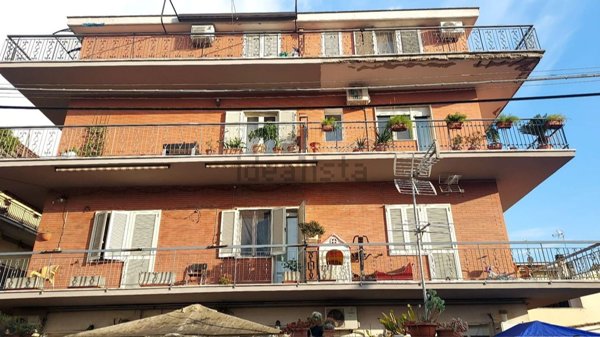 appartamento in vendita a Roma in zona Selva Candida