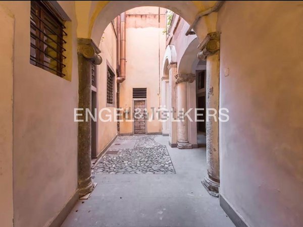 appartamento in vendita a Roma in zona Trastevere