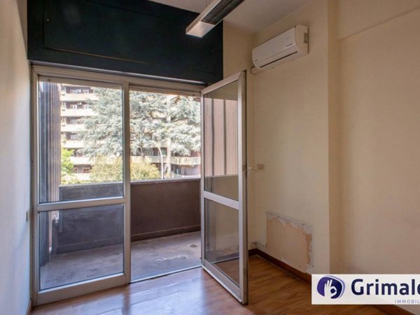 appartamento in vendita a Roma in zona Vigna Murata