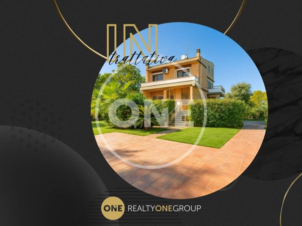 casa indipendente in vendita a Roma in zona Mostacciano