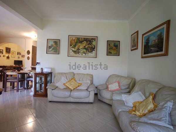 appartamento in vendita a Roma in zona Tomba di Nerone