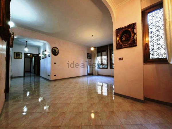 appartamento in vendita a Roma in zona Appio Claudio