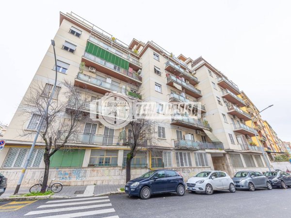 appartamento in vendita a Roma in zona Appio Latino