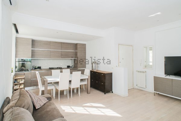 appartamento in vendita a Roma in zona Gianicolense