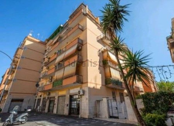 appartamento in vendita a Roma in zona Collatino