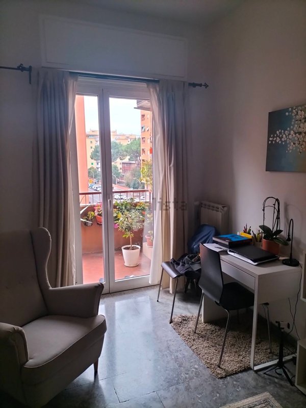 appartamento in vendita a Roma in zona Ardeatino