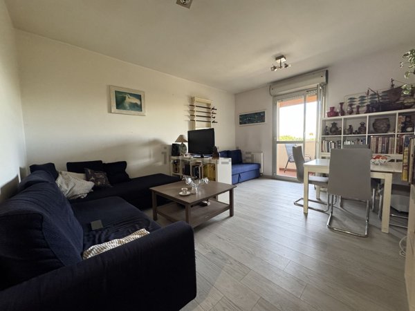 appartamento in vendita a Roma in zona Torre Gaia