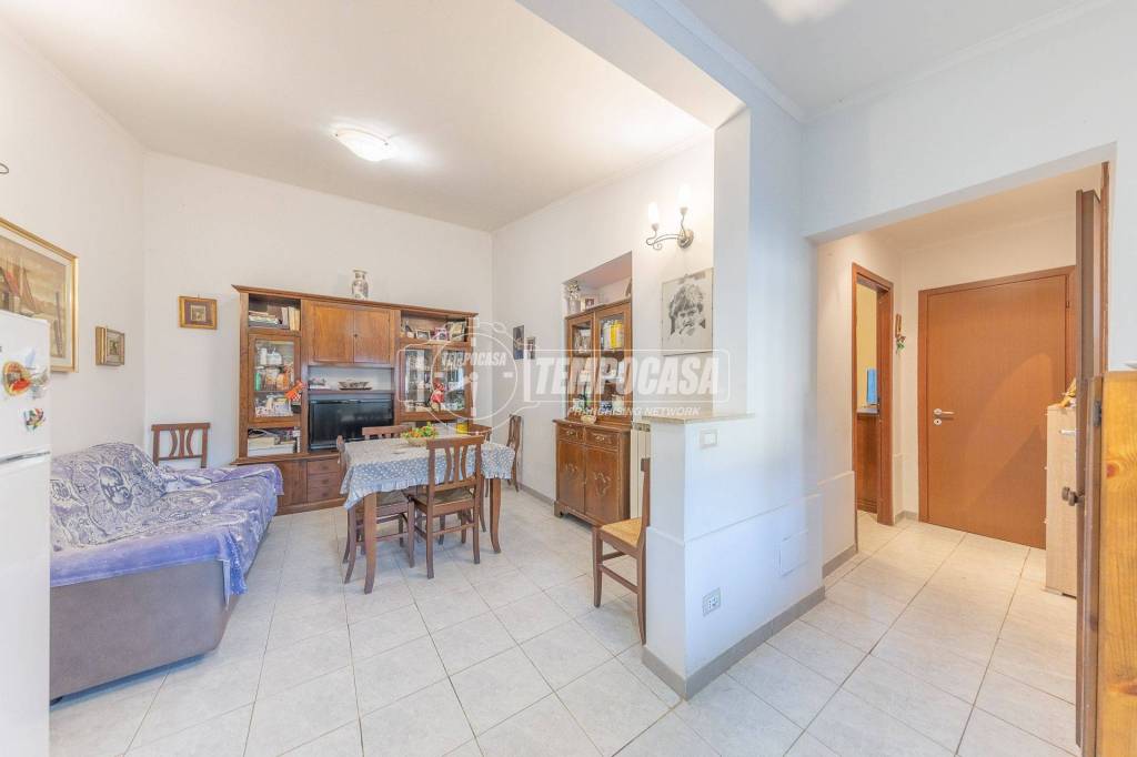 casa indipendente in vendita a Roma in zona Tuscolano