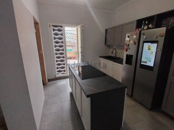 appartamento in vendita a Roma in zona Torre Angela