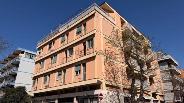 appartamento in vendita a Roma in zona Ostia