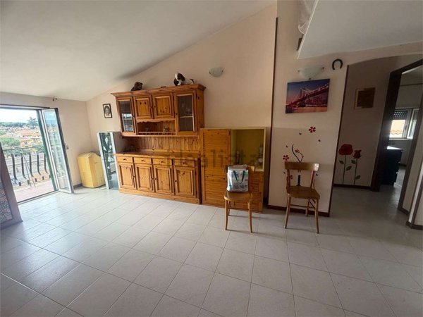 appartamento in vendita a Roma in zona Tor Bella Monaca