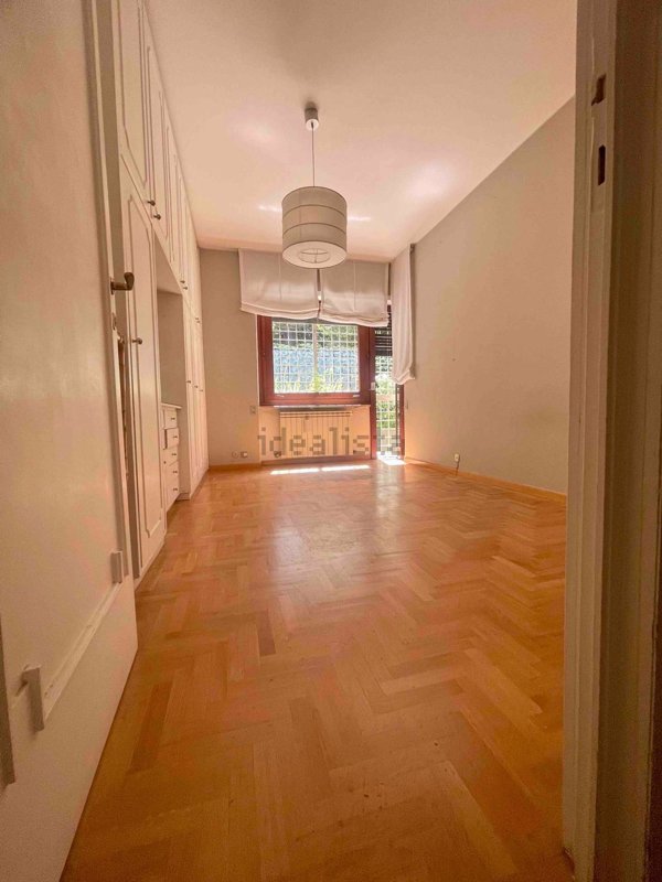 appartamento in vendita a Roma in zona Della Vittoria