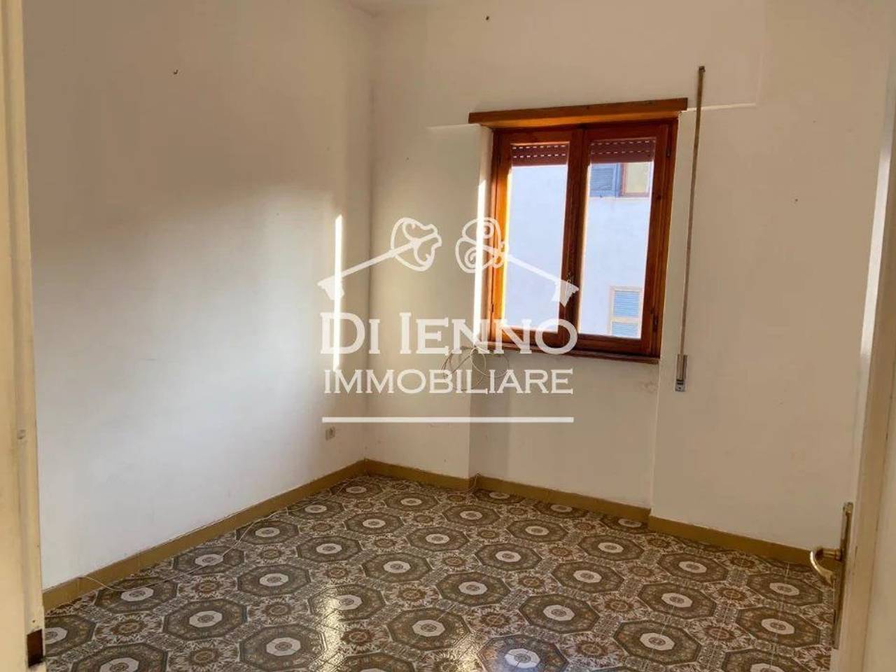 appartamento in vendita a Roma in zona Valle Muricana