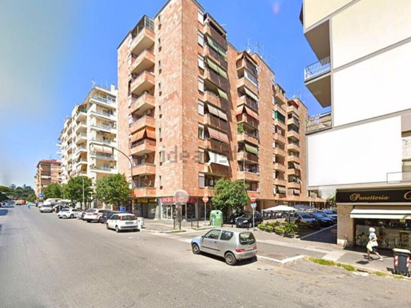 appartamento in vendita a Roma in zona Prenestino-Labicano